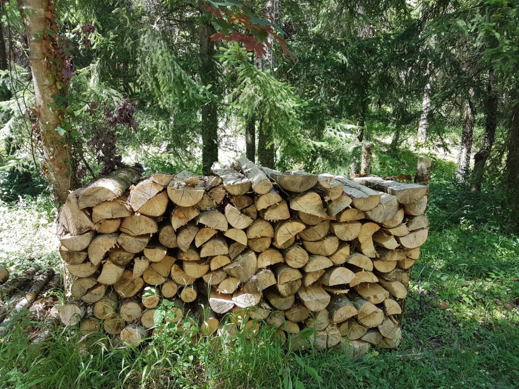 Protection pour bois de chauffage